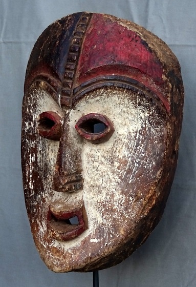 masque kwélé vouvi vuvi Gabon